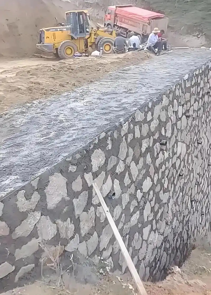 芜湖镜湖区边坡加固